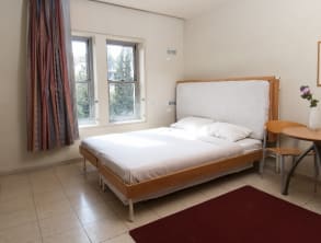 אכסניית%20אנ''א%20ירושלים%20רבין%20,%20ירושלים